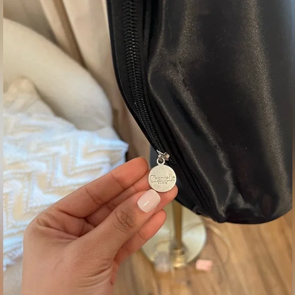 Chantelle Tote Bag Black Satin - Picture 3 of 10